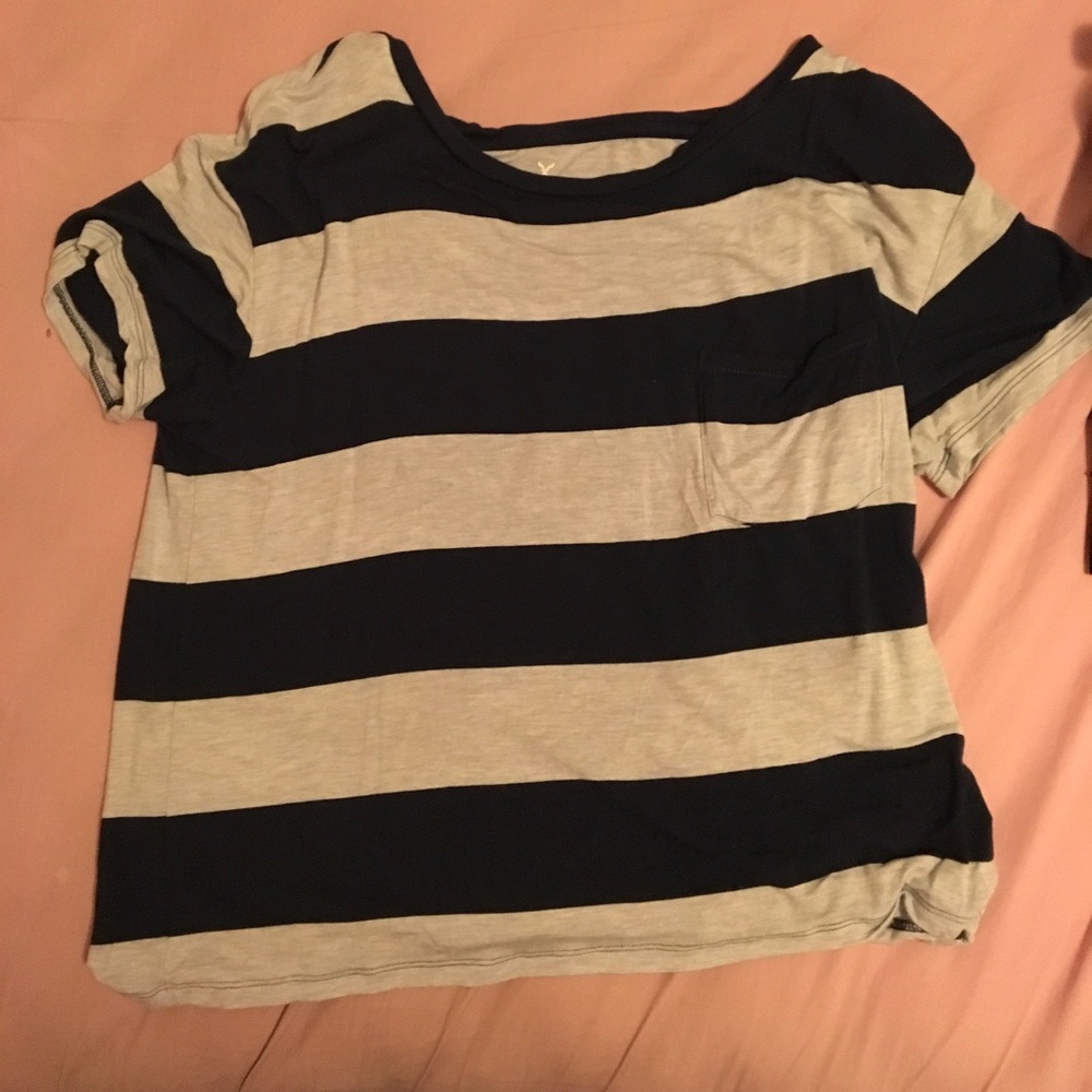 American eagle navy and gray striped tee